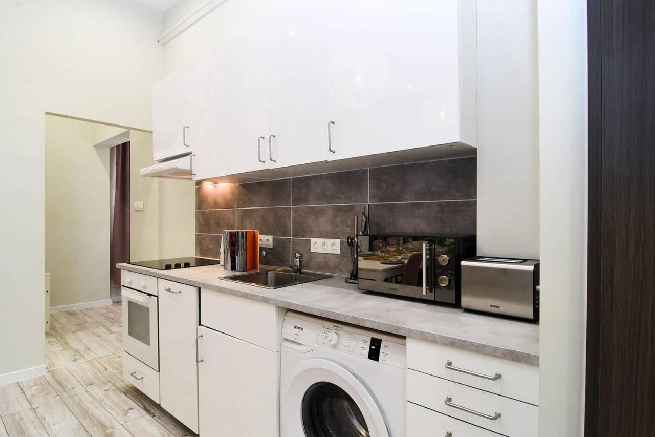 Ultra Central And Stylish Apartment With Ac Budapest Exterior foto